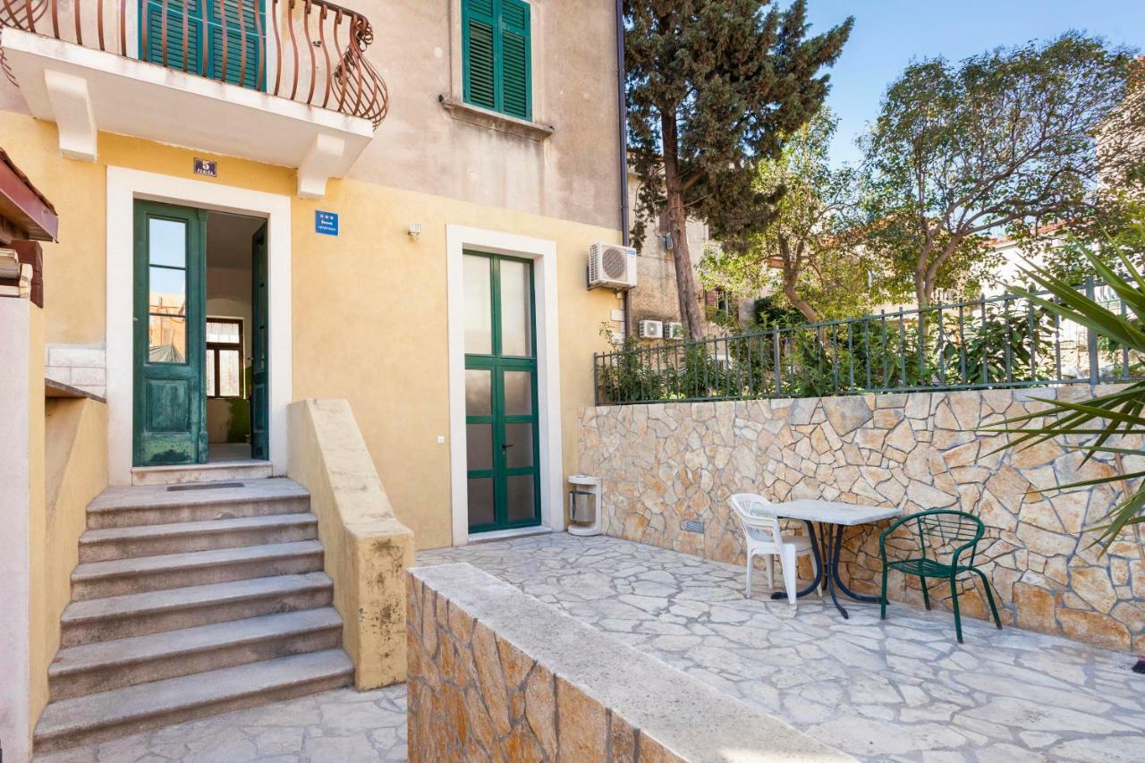 Cozy Apartment Lile In The Heart Of Old Town Split Exteriör bild